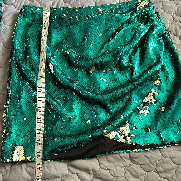 NWT TOPSHOP skirt set ** - Picture 12 of 13